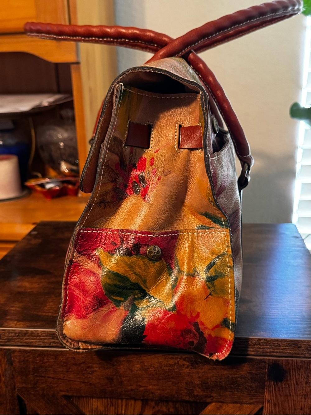 Patricia Nash Leather Floral Shoulder Bag - Picture 4 of 9